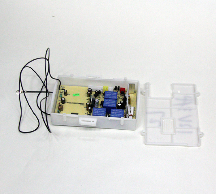 Контроллер 12V для 81900 Ferrari 27MHz - RAS-81900-4 Контроллер 12V для 81900 Ferrari 27MHz - RAS-81900-4